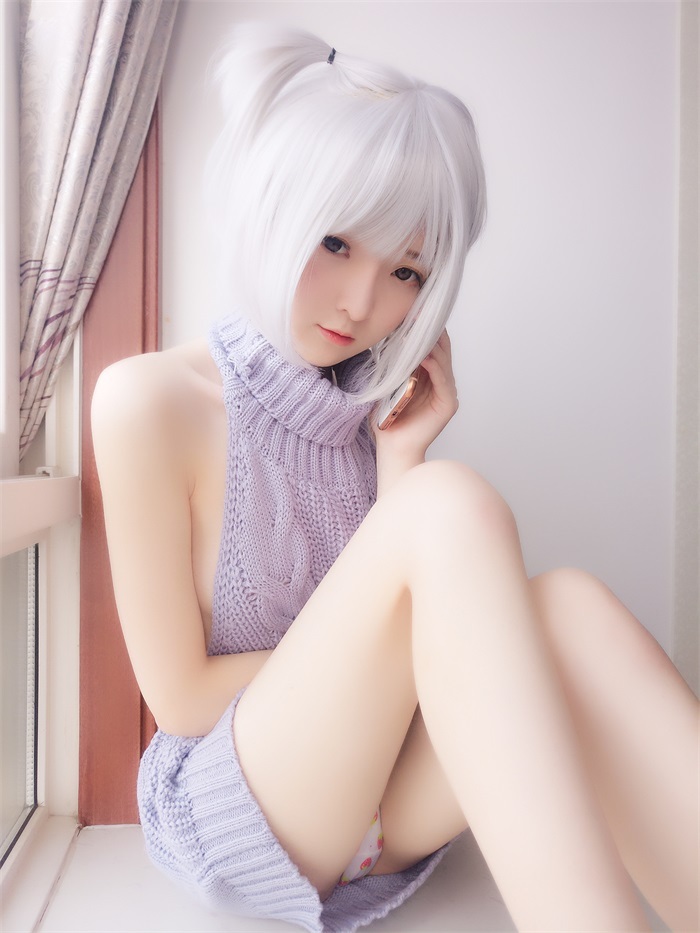 微博妹字@一小央泽-高领紫色毛衣 [19P/14.5MB]插图