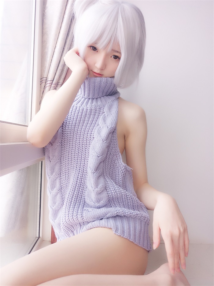 微博妹字@一小央泽-高领紫色毛衣 [19P/14.5MB]插图2