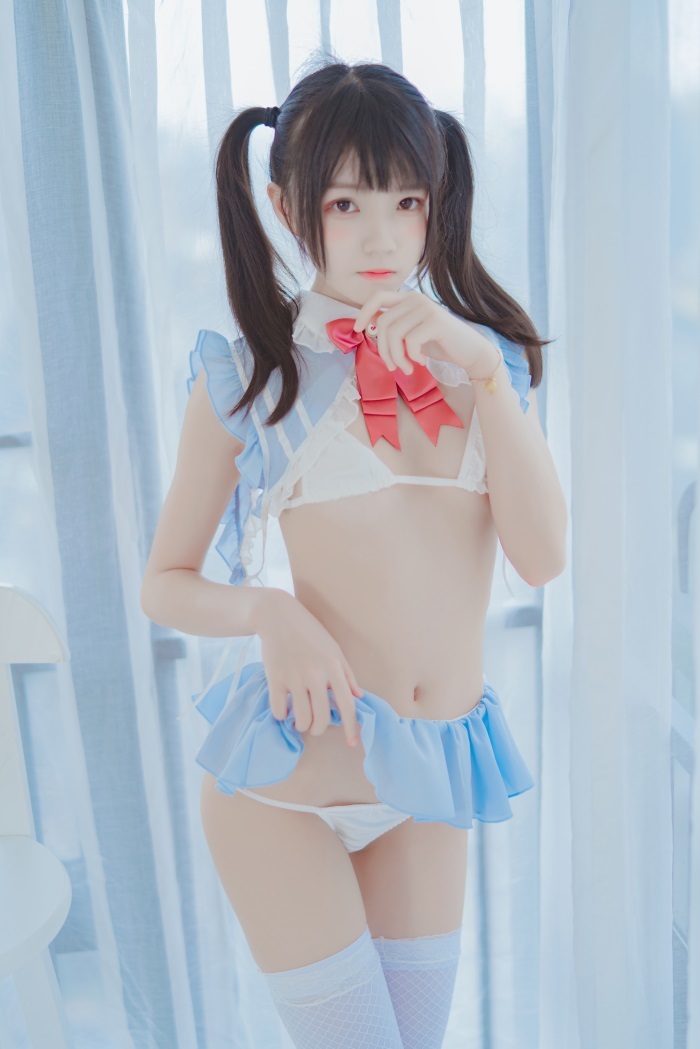 人气动漫Coser@桜桃喵 – 爱丽丝的兔子+特写 [76P/902MB]插图2