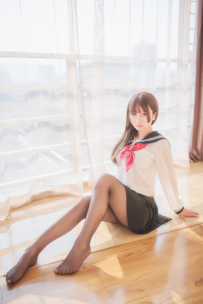 白金Saki写真 – 半透明水手服 [37P/118MB]插图1