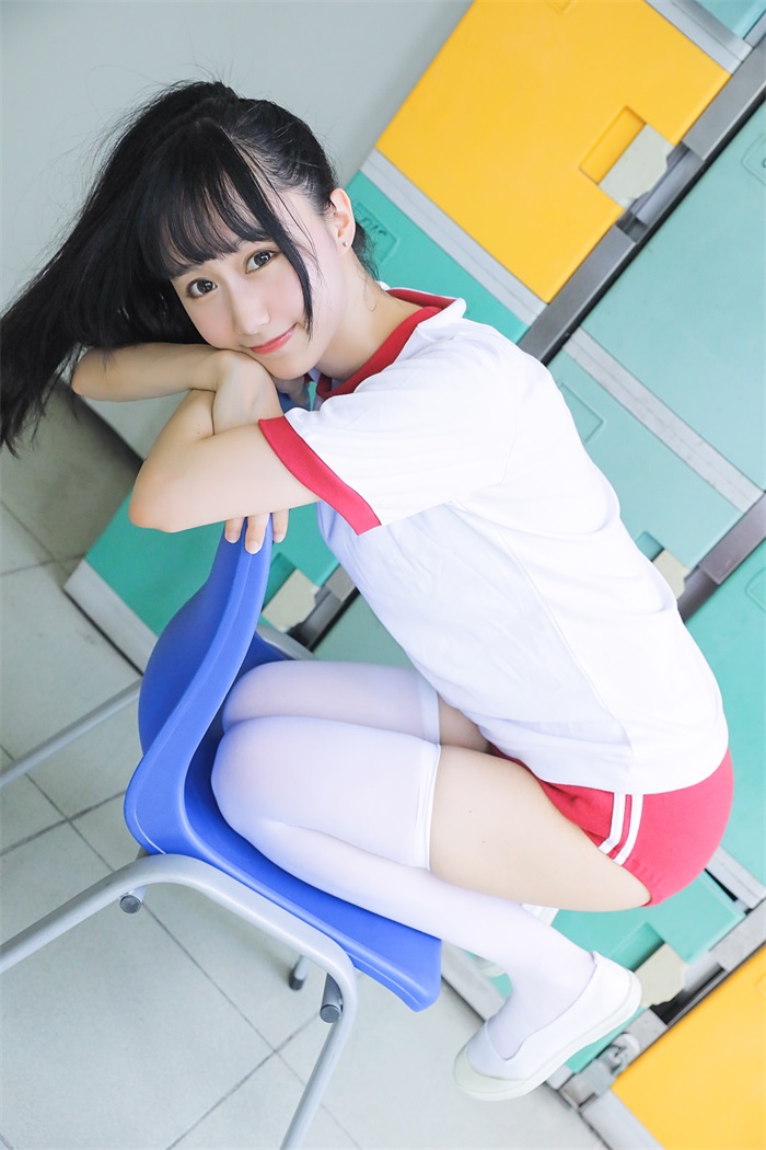 网荭Coser@木绵绵OwO – 上户外体育课啦 [59P/806MB]插图2