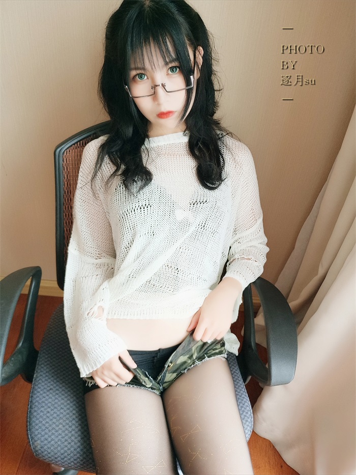 微博妹字@逐月SU—黑丝族控向 [17P/3V/134MB]插图2