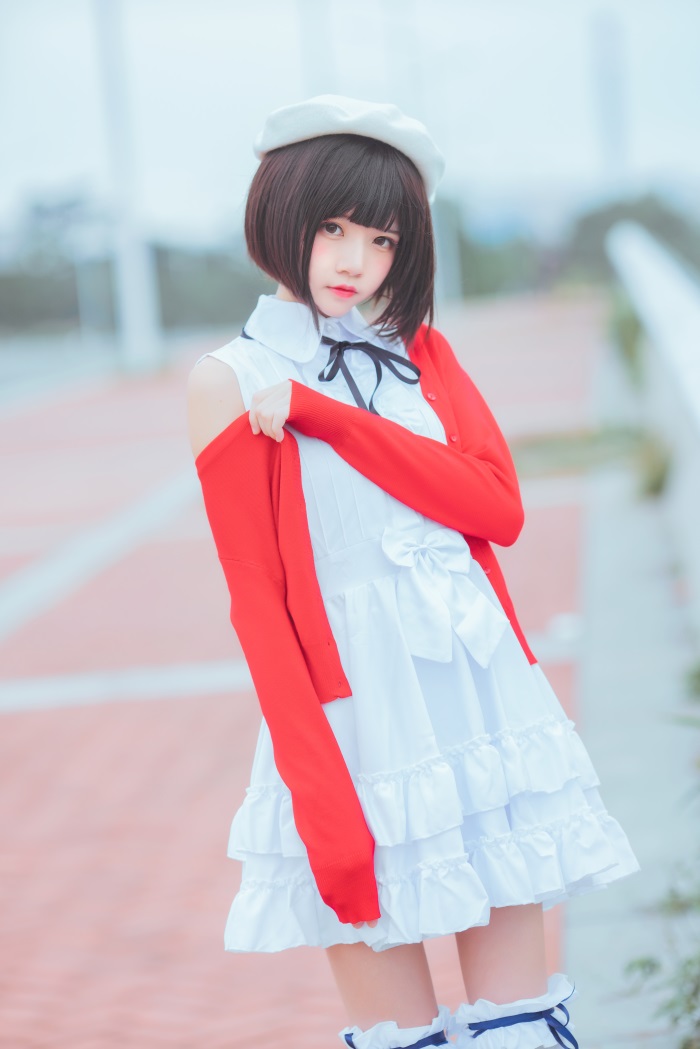 罗莉风COS 桜桃喵 – 加藤惠系列之红上衣小白裙日常服 [33P/643MB]插图1