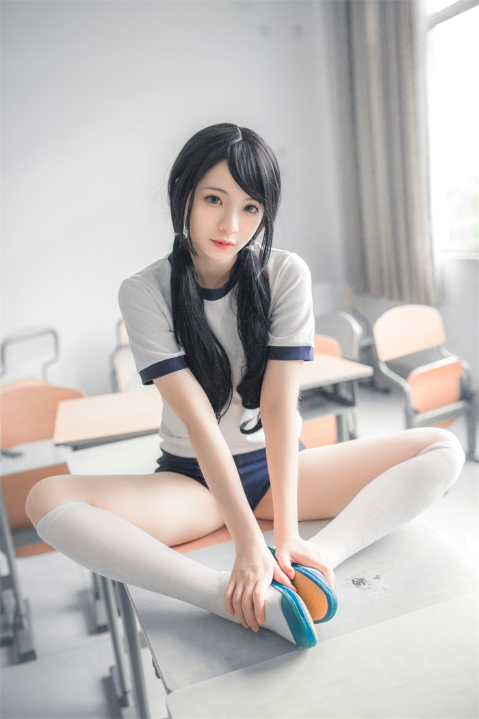 网荭Coser@疯猫ss – 体操服 [46P/405MB]插图2