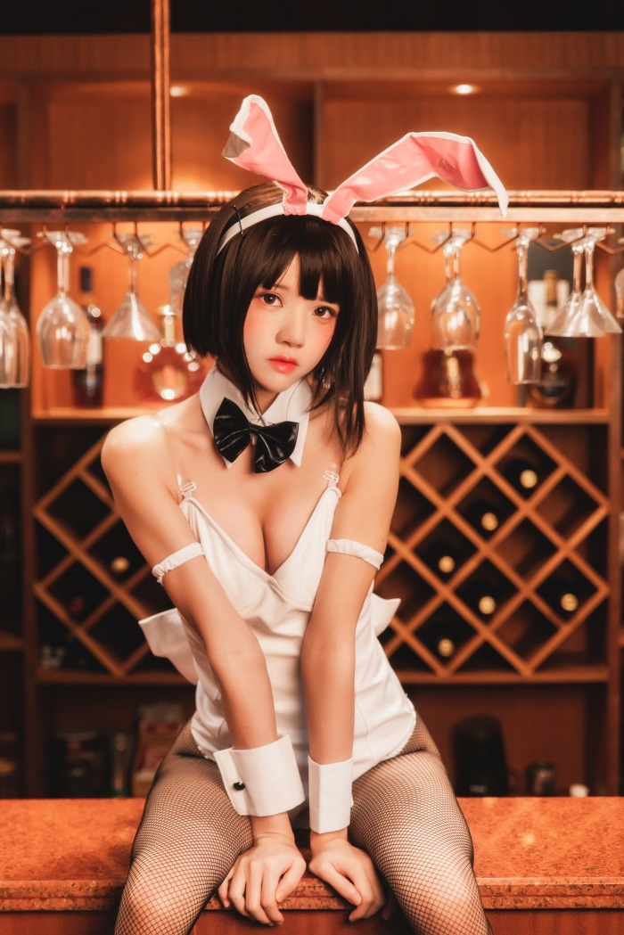 罗莉风COS 桜桃喵 – 加藤惠系列之小小可爱兔女郎 [29P/0.99GB]插图